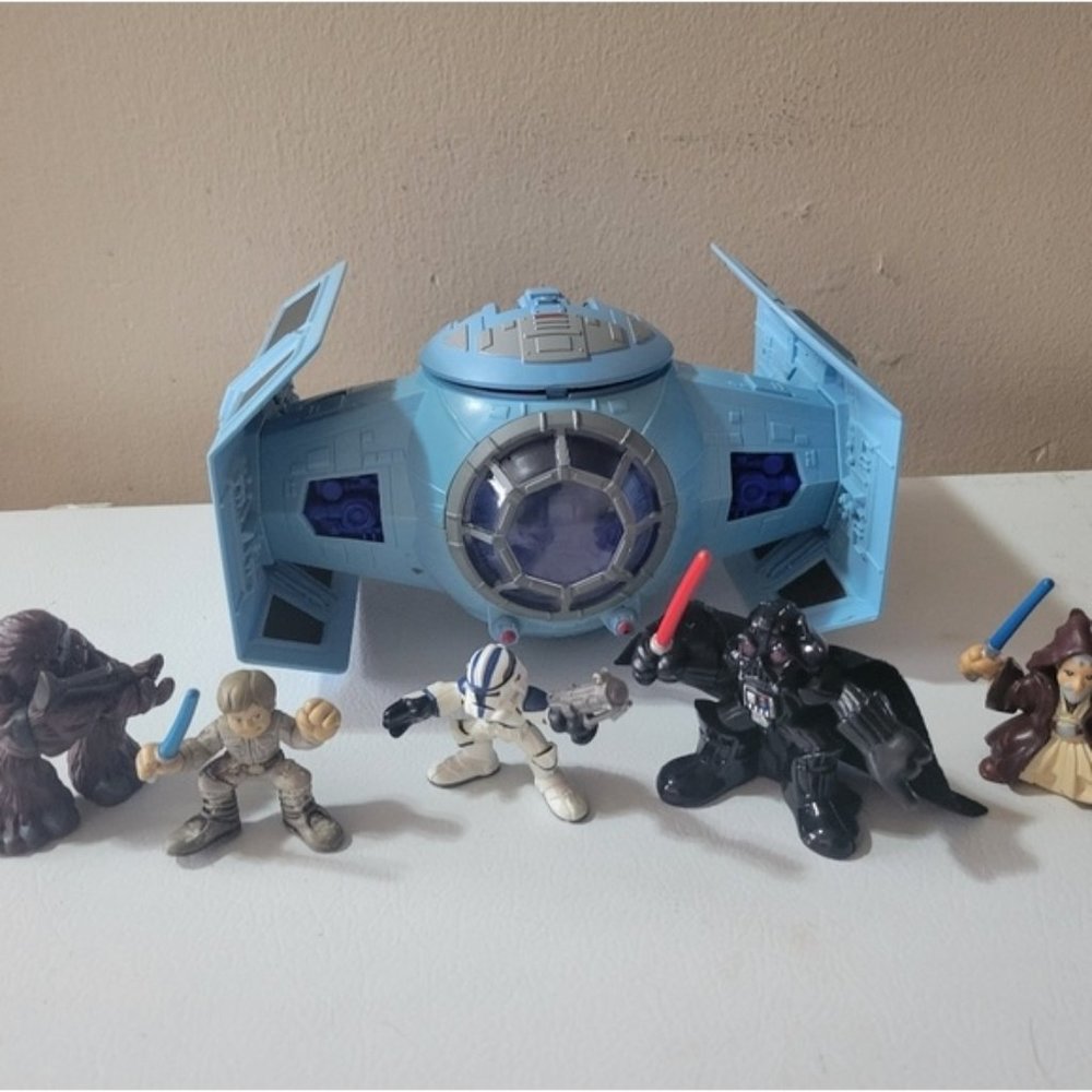 Hasbro Star Wars Galactic Heroes Tie Fighter with characters - Picture 1 of 8